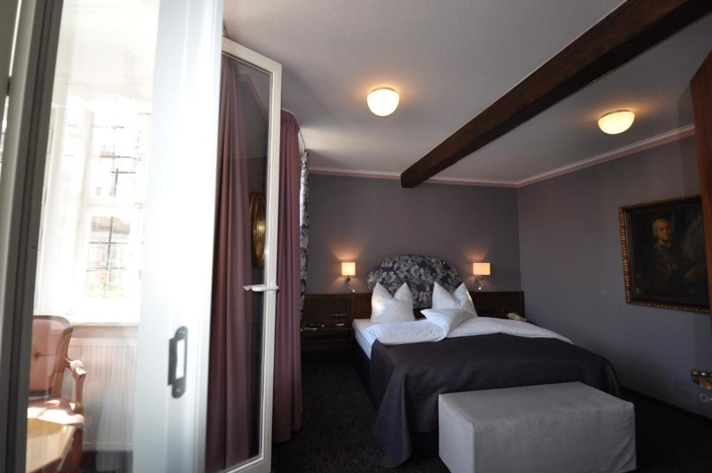 Hotel Schmuckkaestchen Miltenberg Kamer foto