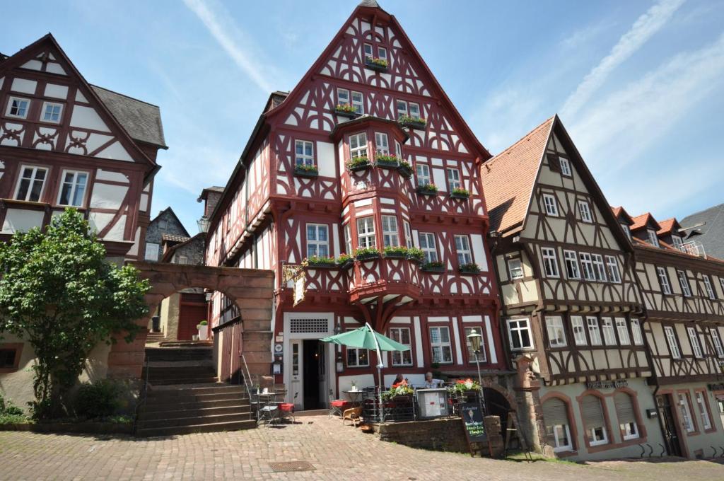 Hotel Schmuckkaestchen Miltenberg Buitenkant foto